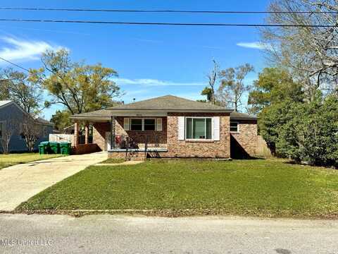 2211 Tyler Avenue, Pascagoula, MS 39567