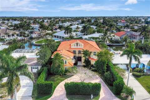 1835 Kingfish RD, NAPLES, FL 34102