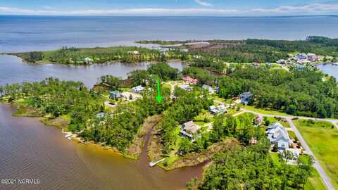 177 Oyster Point Road, Oriental, NC 28571