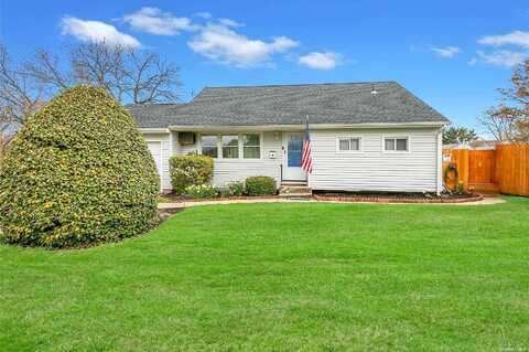 Fir, BRENTWOOD, NY 11717