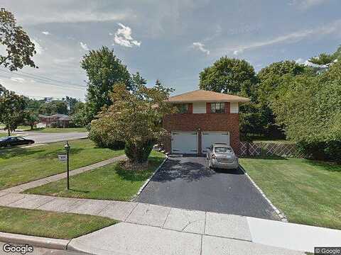 Oakwood, SYOSSET, NY 11791