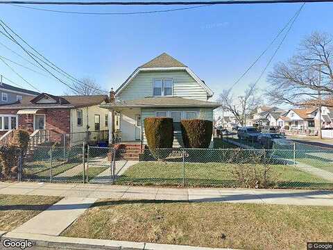 220Th, LAURELTON, NY 11413