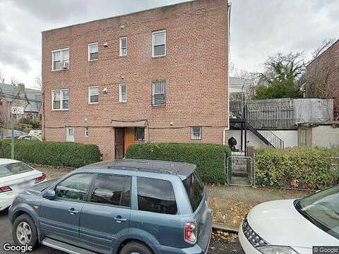 64Th, FLUSHING, NY 11367