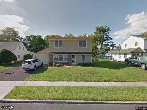 Trail, LEVITTOWN, PA 19056