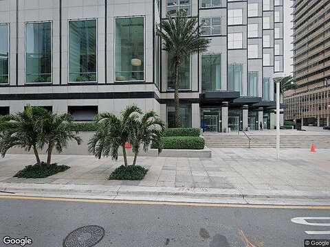 S Biscayne Blvd # 5211, MIAMI, FL 33131