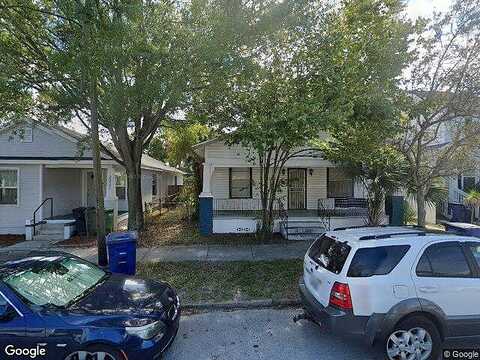 Chestnut, TAMPA, FL 33607