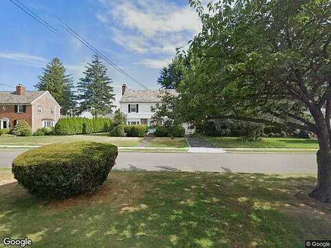 Fairmount, GARDEN CITY, NY 11530