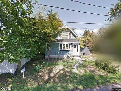 Bay 3Rd, WEST ISLIP, NY 11795