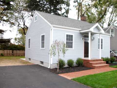 Grafton, GREENLAWN, NY 11740