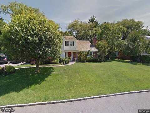 Sully, MANHASSET, NY 11030