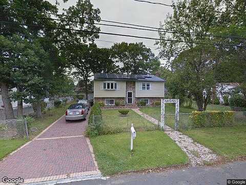 Benburb, AMITYVILLE, NY 11701