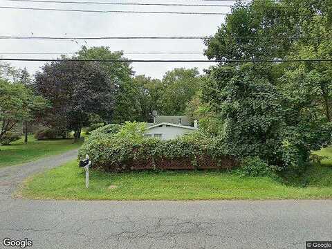 Trenton Ave, FRENCHTOWN, NJ 08825