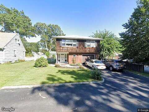 Whitman, ISLIP, NY 11751