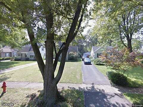 Pineway, OLMSTED FALLS, OH 44138