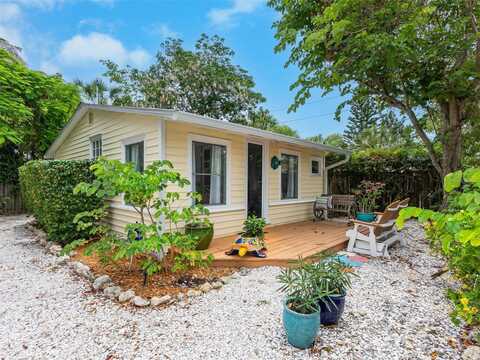 640 BROADWAY STREET, LONGBOAT KEY, FL 34228