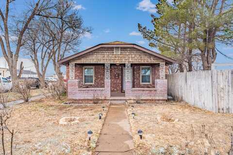 124 S Klein Avenue, Dumas, TX 79029