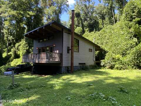 661 Turkey Nest Rd, Gatlinburg, TN 37738