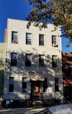 71 Powers Street, Williamsburg, NY 11211