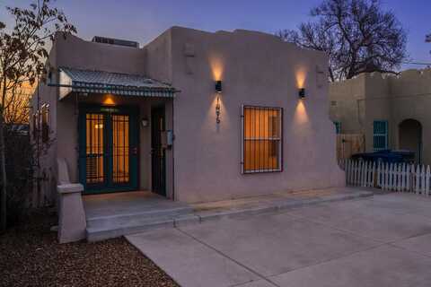 1015 12th Street NW, Albuquerque, NM 87104