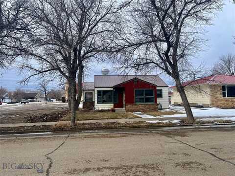 226 1st Street E, Chester, MT 59522