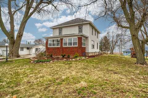 314 W Seymour Street, Kentland, IN 47951