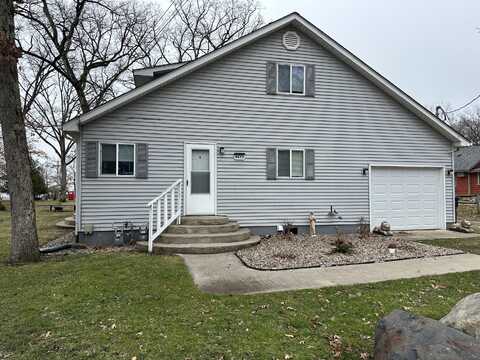 5473 S State Rd 10, Knox, IN 46534