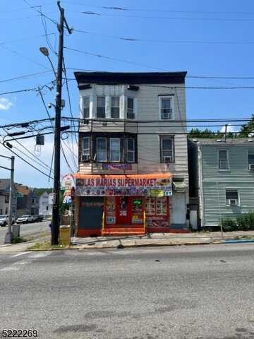 85 N 7Th St, Paterson, NJ 07522