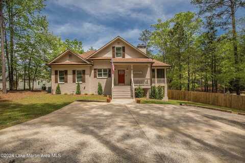 28 Hummingbird Ln, Dadeville, AL 36853