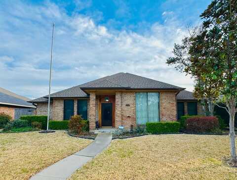 2002 Greenstone Trail, Carrollton, TX 75010