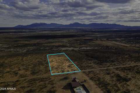 019 E Elijah Place, Huachuca City, AZ 85616