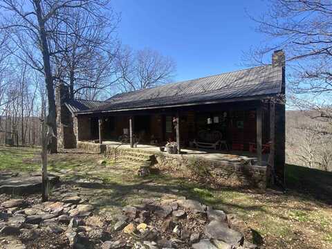 1024 Double Bridge Loop, Mountain View, AR 72560