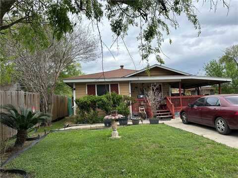 637 E Avenue H, Robstown, TX 78380