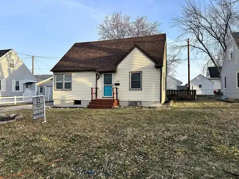 2264 3rd Ave North, Fort Dodge, IA 50501