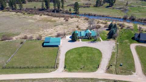 69 River Ranch Rd, Garden Valley, ID 83622