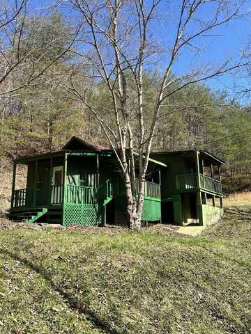 17 Dogwood Grove, Woollum, KY 40906