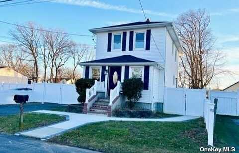 122 43 Street, Copiague, NY 11726