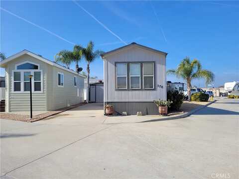 1295 S Cawston Avenue, Hemet, CA 92545