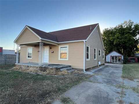 704 S Main Street, Sapulpa, OK 74066