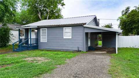 502 E Leroy, Three Rivers, TX 78071