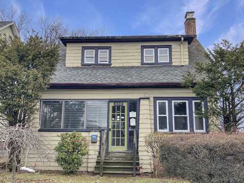 653 Forest Road, West Haven, CT 06516