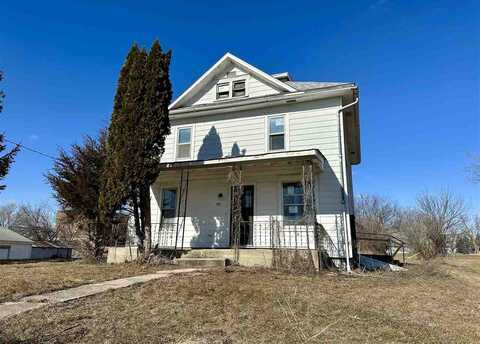 387 Cleveland St, Parnell, IA 52325