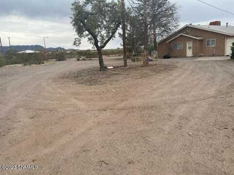 6105 Sunny Lane, Las Cruces, NM 88011