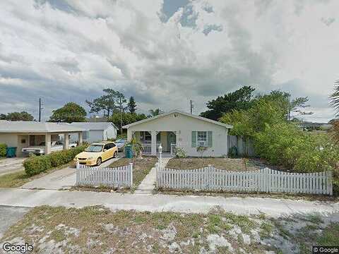 1St, BOYNTON BEACH, FL 33435