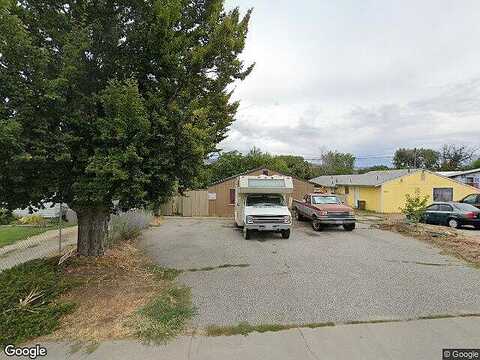 Methow St, Wenatchee, WA 98801