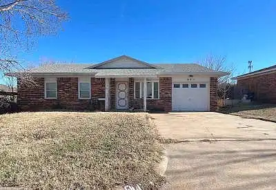 23Rd, CLINTON, OK 73601