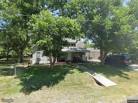 4Th, YORKTOWN, TX 78164