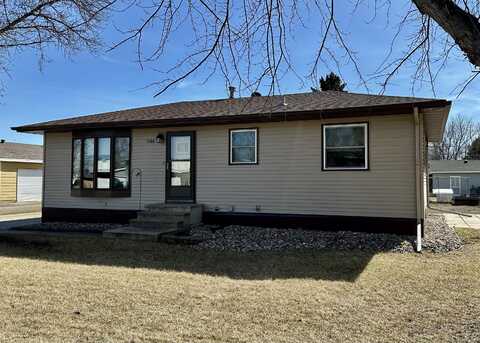 1108 NE 10th Avenue, Aberdeen, SD 57401