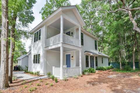 14 Sharisse Way, Beaufort, SC 29907