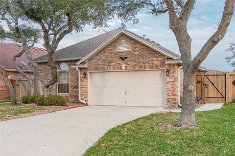 131 Heron Oaks, Rockport, TX 78382