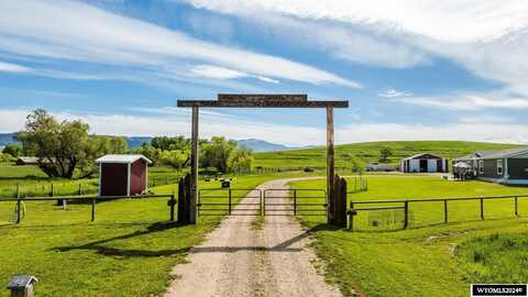 29 Meade Creek Road, Sheridan, WY 82801